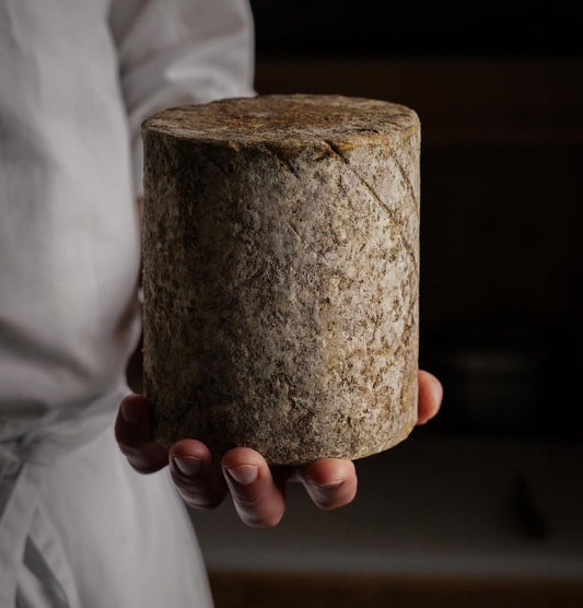 Kornwalijski wiejski ser Cheddar